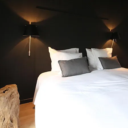 Apartamento Lombokliving I Luxury 2bdr & Parking Lippenslaan